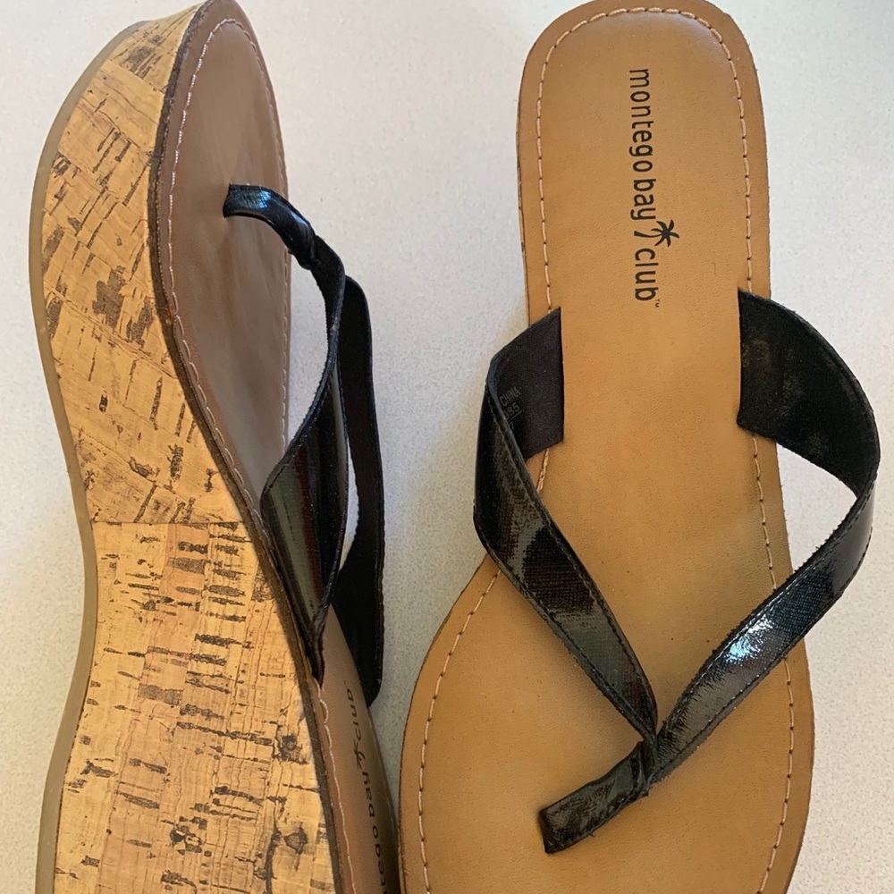 Women’s Wedge sandals size 9
